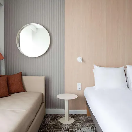 Novotel - Ekeren מלון 4*